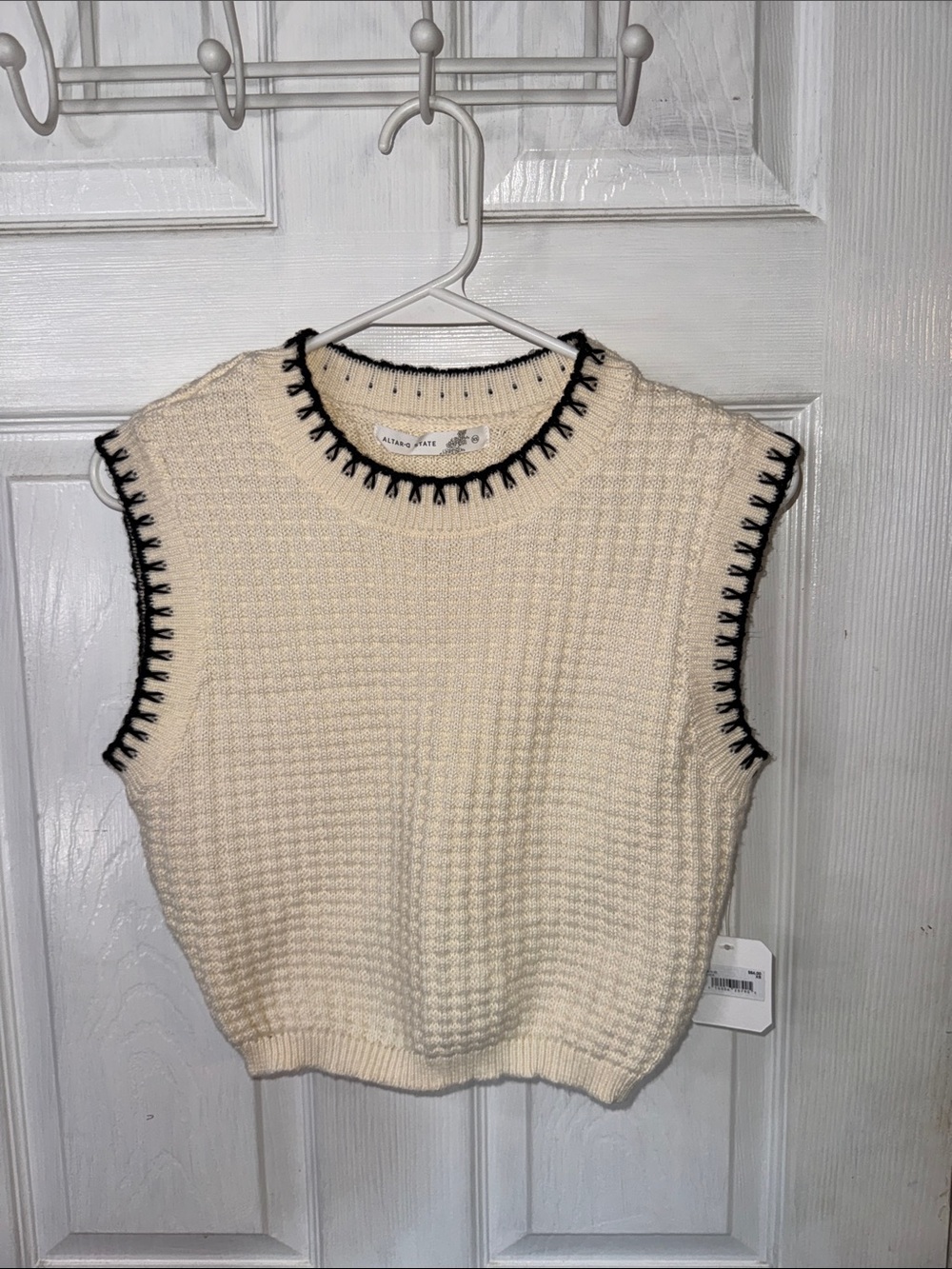 Cream Knit Sleeveless Sweater Vest with Black Trim